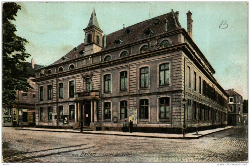 Carte postale ancienne Belfort L'Hotel de Ville à Belfort
