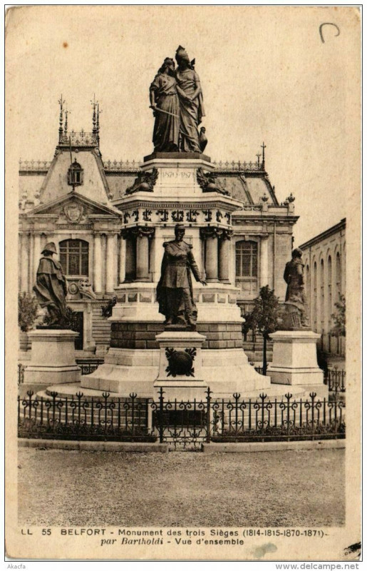 Carte postale ancienne Belfort Monument des trois Sieges à Belfort