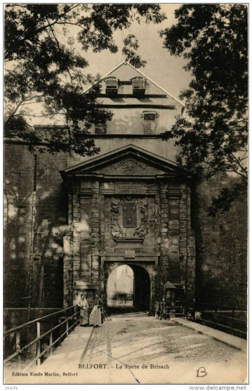 Carte postale ancienne Belfort La Porte de Brisach à Belfort