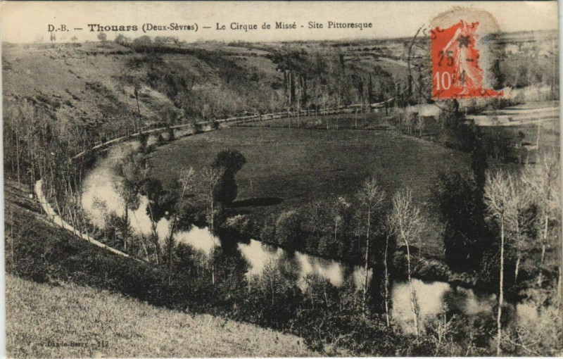 Carte postale ancienne Thouars Le Cirque de Misse - Site Pittoresque à Thouars