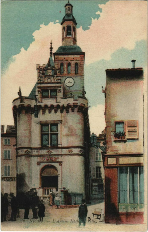 Carte postale ancienne Niort L'Ancien Hotel de Ville à Niort