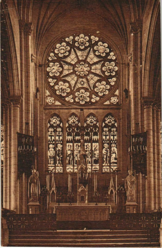 Carte postale ancienne Saint-Maixent-l'Ecole Choeur de l'Eglise