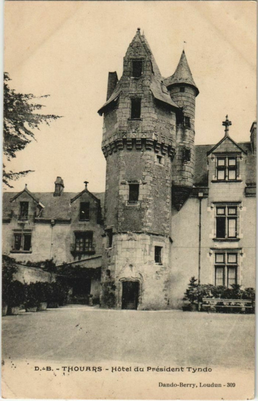 Carte postale ancienne Thouars Hotel du President Tyndo à Thouars