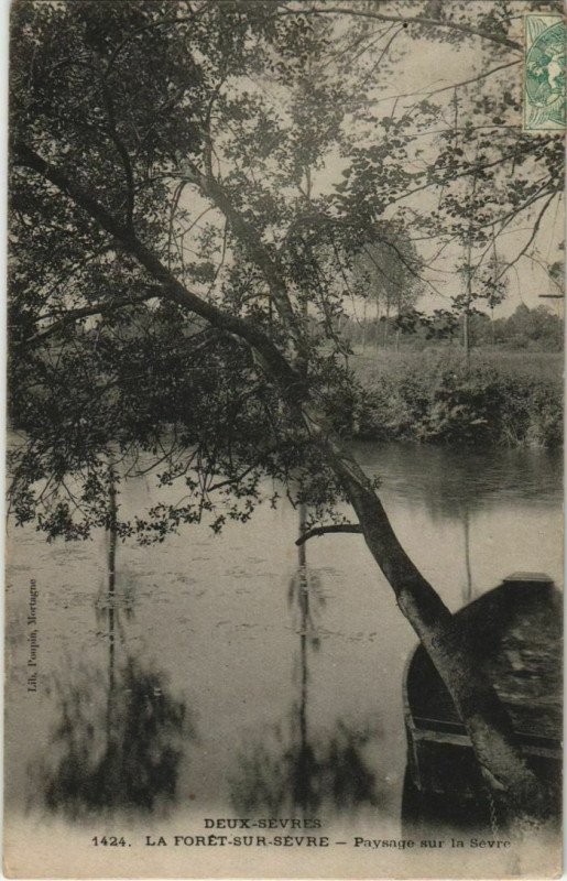 Carte postale ancienne La Foret-sur-Sevre Paysage sur la Sevre