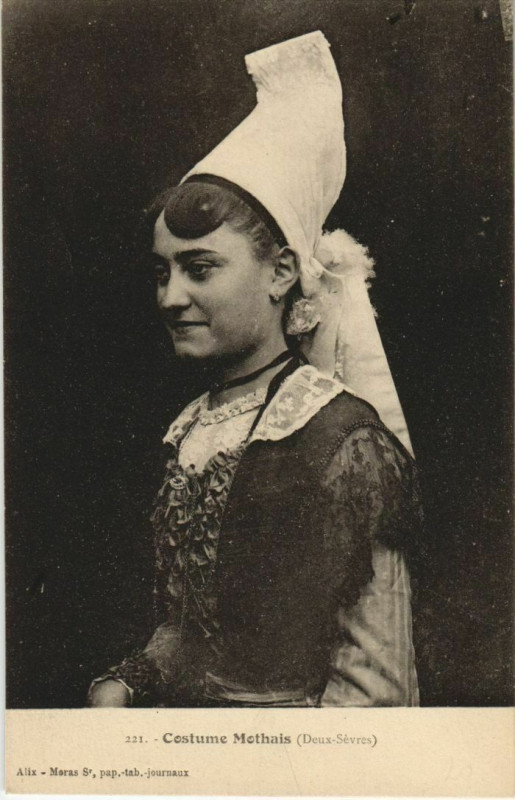 Carte postale ancienne La Mothe-Saint-Heray Costume Mothais