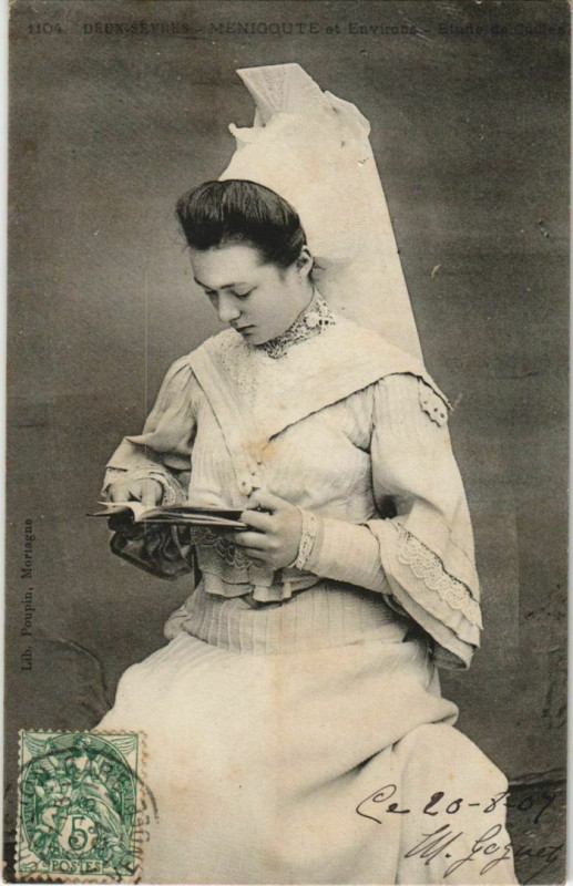 Carte postale ancienne Menigoute et Environs - Etude de Coiffes