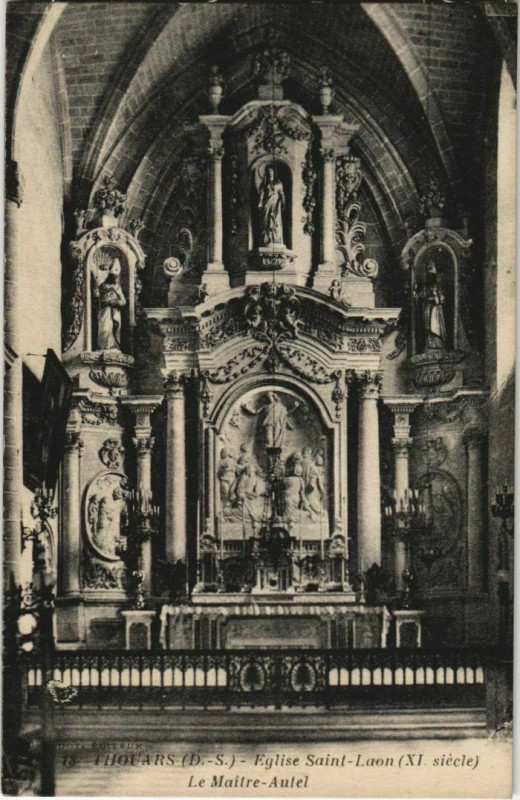 Carte postale ancienne Thouars Eglise Saint-Laon - Le Maitre-Autel à Thouars