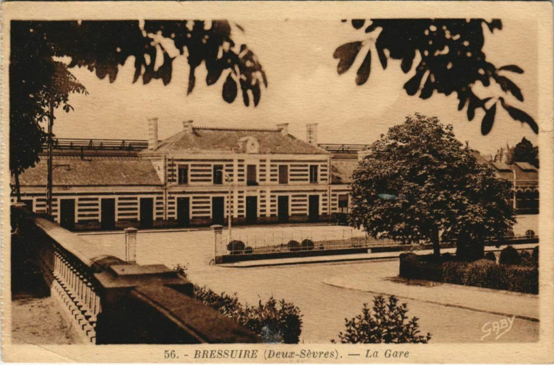 Carte postale ancienne Bressuire La Gare à Bressuire
