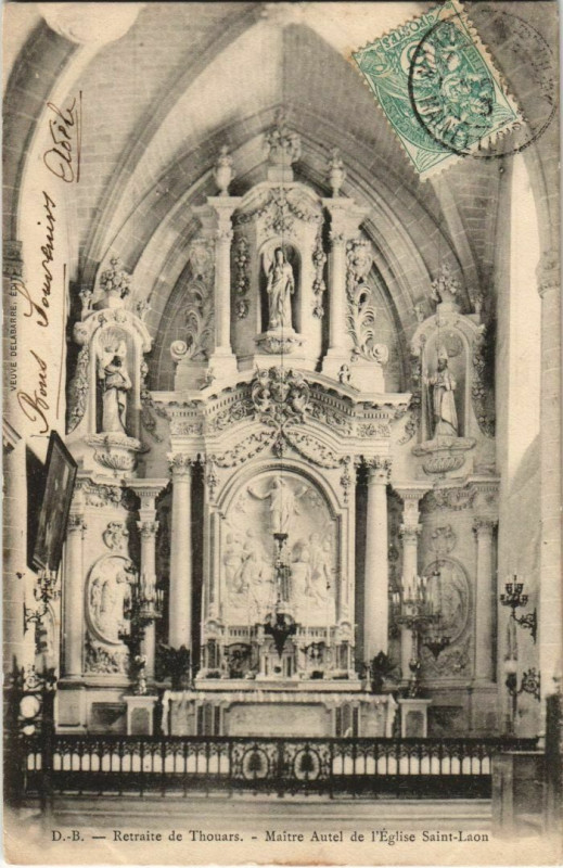 Carte postale ancienne Thouars Maitre Autel de l'Eglise Saint-Laon à Thouars