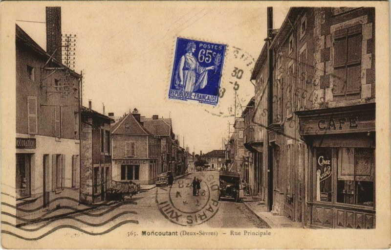Carte postale ancienne Moncoutant Rue Principale