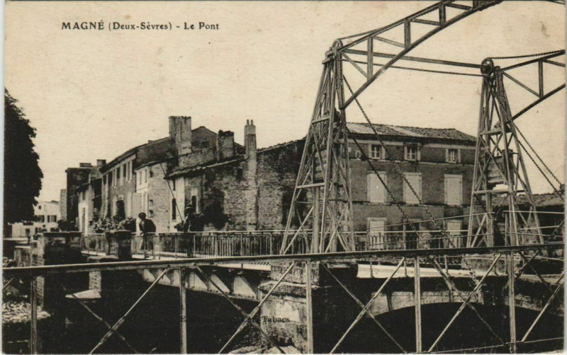 Carte postale ancienne Magne Le Pont