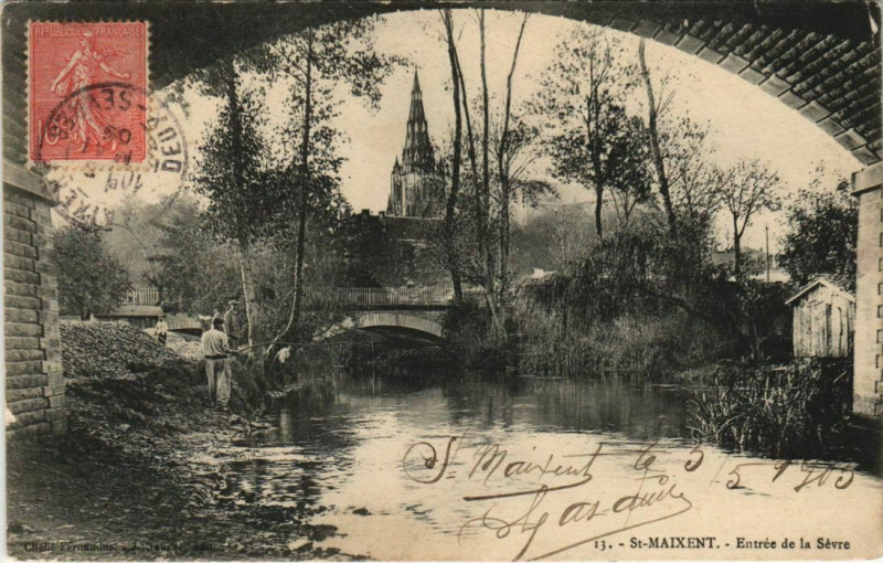Carte postale ancienne Saint-Maixent-l'Ecole Entree de la Sevre