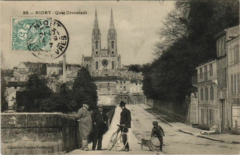 Carte postale ancienne Niort Quai Cronstadt à Niort