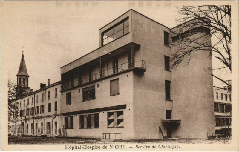 Carte postale ancienne Niort Hopital-Hospice de Niort - Service de Chirurgie à Niort