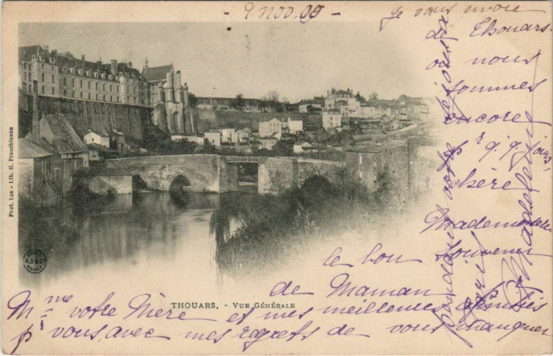 Carte postale ancienne Thouars Vue Generale à Thouars