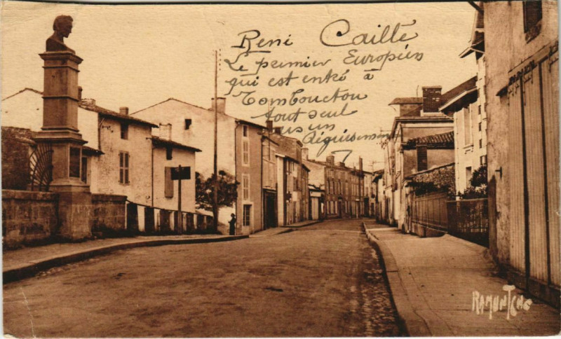 Carte postale ancienne Mauze-sur-le-Mignon Buste de Rene Caille