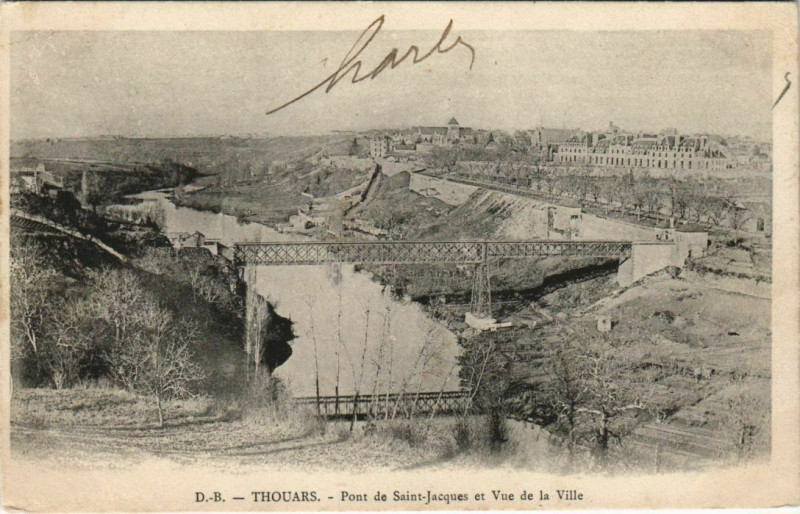 Carte postale ancienne Thouars Pont de Saint-Jacques et Vue de la Ville à Thouars