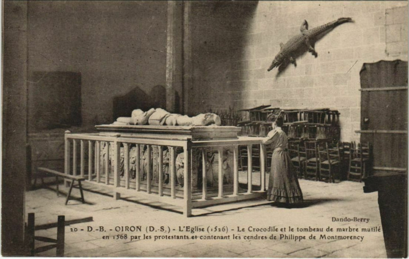 Carte postale ancienne Oiron L'Eglise - Le Crocodile et le Tombeau