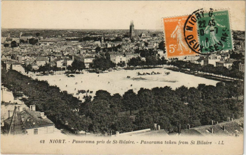 Carte postale ancienne Niort Panorama pris de Saint-Hilaire à Niort