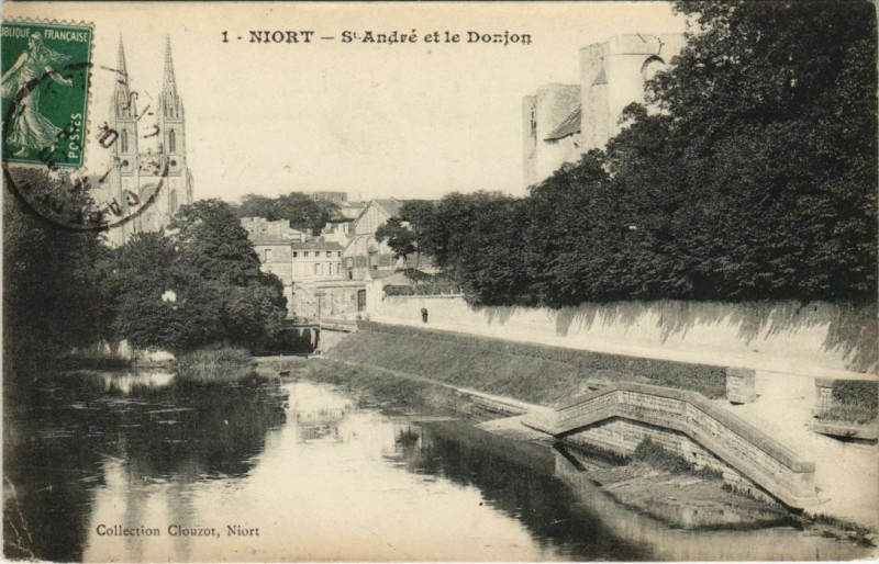 Carte postale ancienne Niort Saint-Andre et le Donjon à Niort