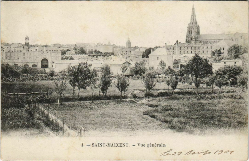 Carte postale ancienne Saint-Maixent-l'Ecole Vue Generale