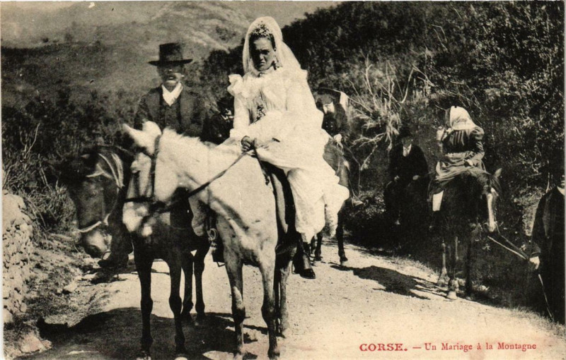 Carte postale ancienne Corse Un Mariage a la Montagne
