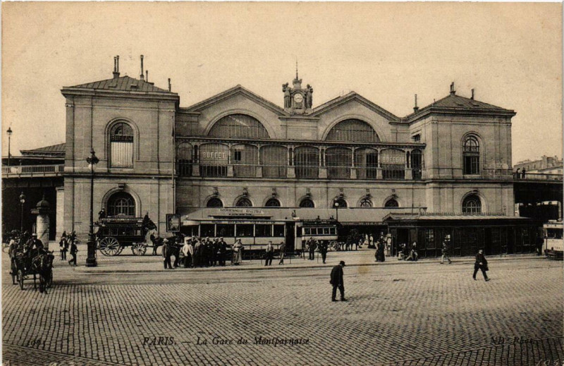 Carte postale ancienne Gare du Montparnasse à Paris 6e
