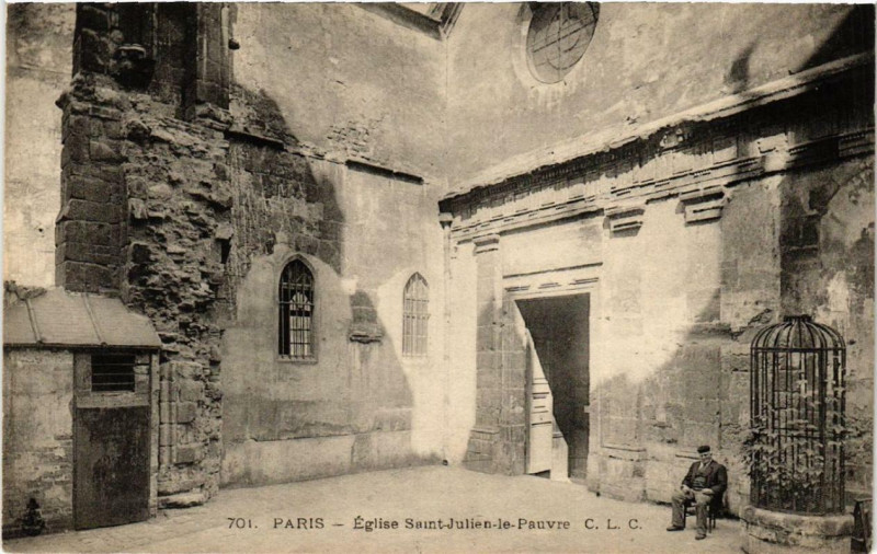 Carte postale ancienne Paris 5e Eglise Saint-Julien-le-Pauvre à Paris 5e