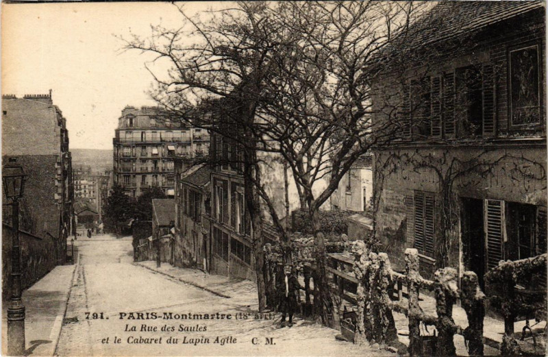 Carte postale ancienne Montmartre - La Rue des Saules et le Cabaret du Lapin-Agile à Paris 18e