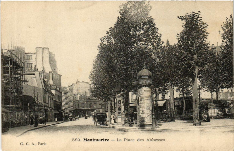 Carte postale ancienne La Place des Abbesses Montmartre à Paris 18e