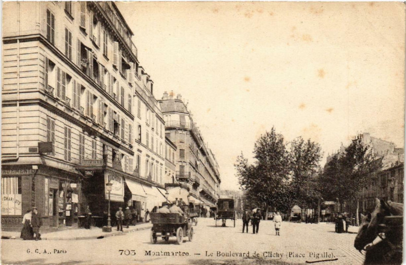 Carte postale ancienne Montmartre - Le Boulevard de Clichy - Place Pigalle à Paris 18e