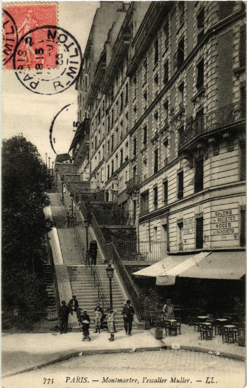 Carte postale ancienne Montmartre, l'Escalier Muller à Paris 18e