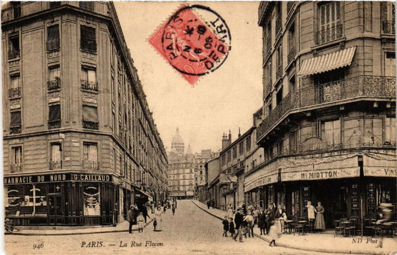Carte postale ancienne La Rue Flocon à Paris 18e