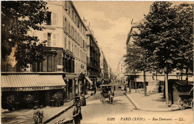 Carte postale ancienne Rue Demours à Paris 17e