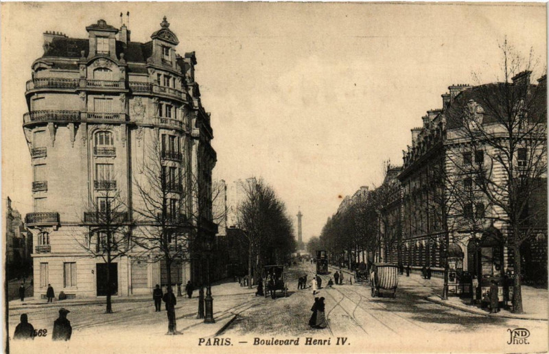 Carte postale ancienne Paris 4e Boulevard Henri Iv à Paris 4e