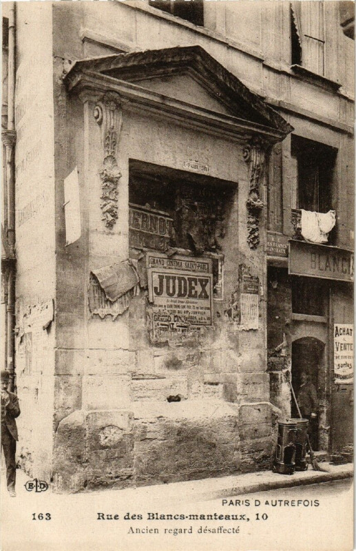 Carte postale ancienne Paris 4e 10 Rue des Balncs-Manteaux. Ancien regard à Paris 4e