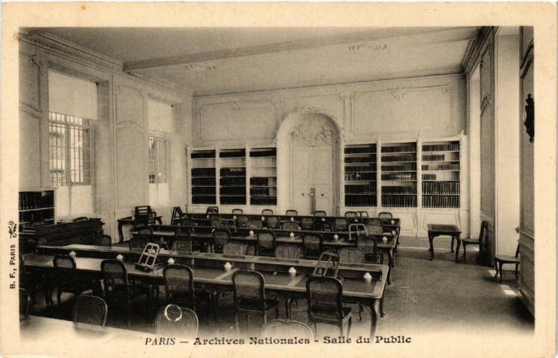 Carte postale ancienne Paris 3e Archives Nationales. Salle du Public à Paris 3e