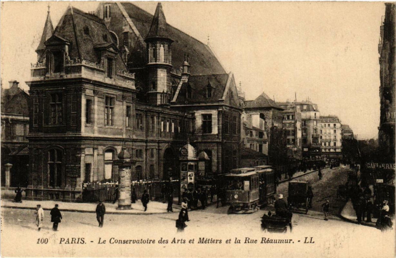 Carte postale ancienne Paris 3e Le Conservatoire des Arts et Métiers. Rue Réaumur à Paris 3e