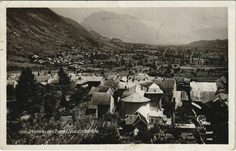 Carte postale ancienne Montmelian Arbin - Vue d'Ensemble à Arbin