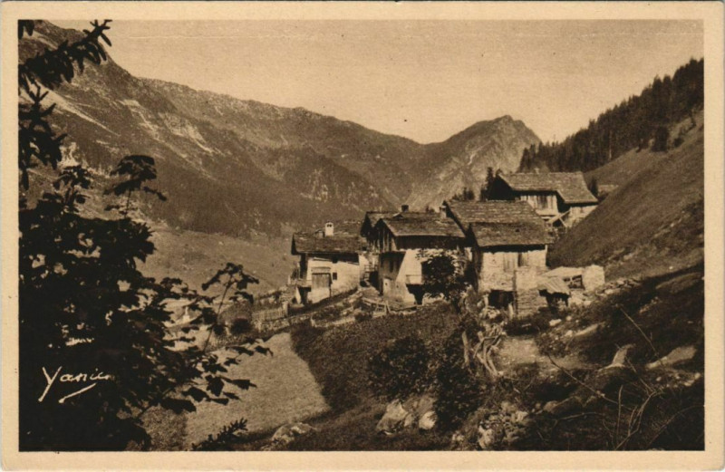 Carte postale ancienne Pralognan-la-Vanoise Village des Bieux à Pralognan-la-Vanoise