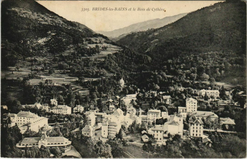 Carte postale ancienne Brides-les-Bains et le Bois de Cythere à Brides-les-Bains