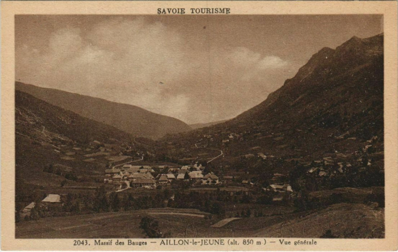 Carte postale ancienne Aillon-le-Jeune Vue Generale à Aillon-le-Jeune