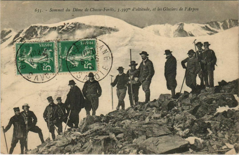 Carte postale ancienne Sommet du Dome de Chasse-Forets et les Glaciers de l'Arpon