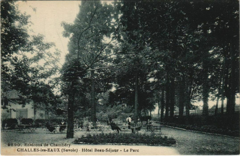 Carte postale ancienne Challes-les-Eaux Hotel Beau-Sejour - Le Parc à Challes-les-Eaux