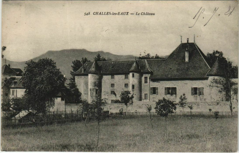 Carte postale ancienne Challes-les-Eaux Le Chateau à Challes-les-Eaux