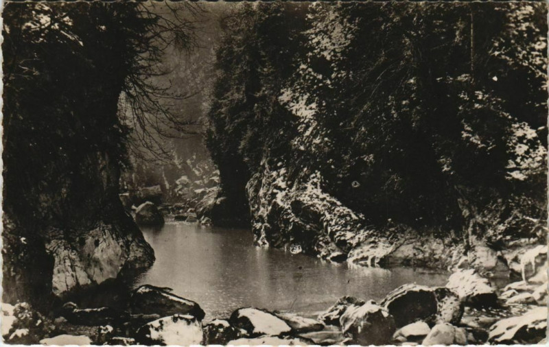 Carte postale ancienne Saint-Beron Les Gorges de Chailles - La Lone Go