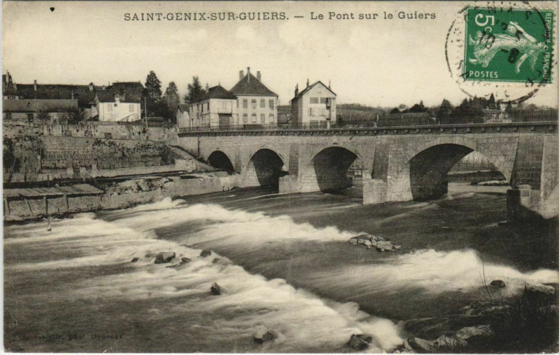 Carte postale ancienne Saint-Genix-sur-Guiers Le Pont sur le Guiers