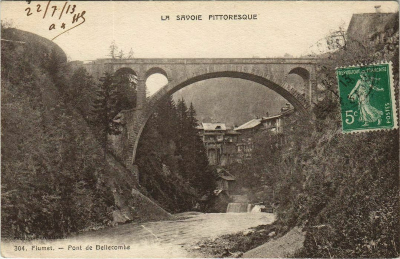 Carte postale ancienne Flumet Pont de Bellecombe à Flumet