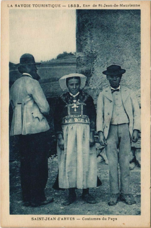 Carte postale ancienne Saint-Jean-d'Arves Costumes du Pays - Types à Saint-Jean-d'Arves