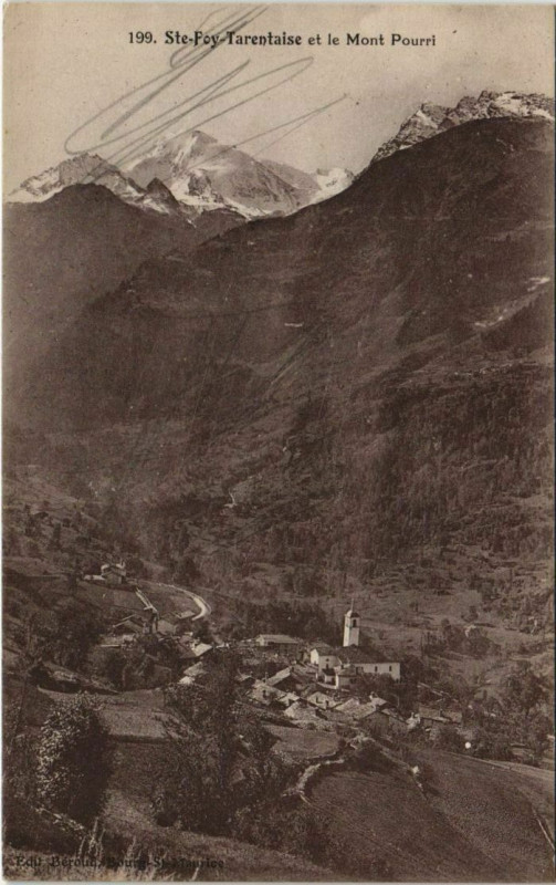 Carte postale ancienne Sainte-Foy-Tarentaise et le Mont Pourri à Sainte-Foy-Tarentaise
